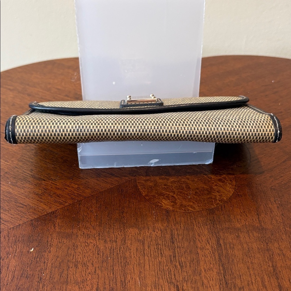 Dooney Bourke long wallet coated canvas woven straw yellow tan/green tint /navy - Picture 9 of 16